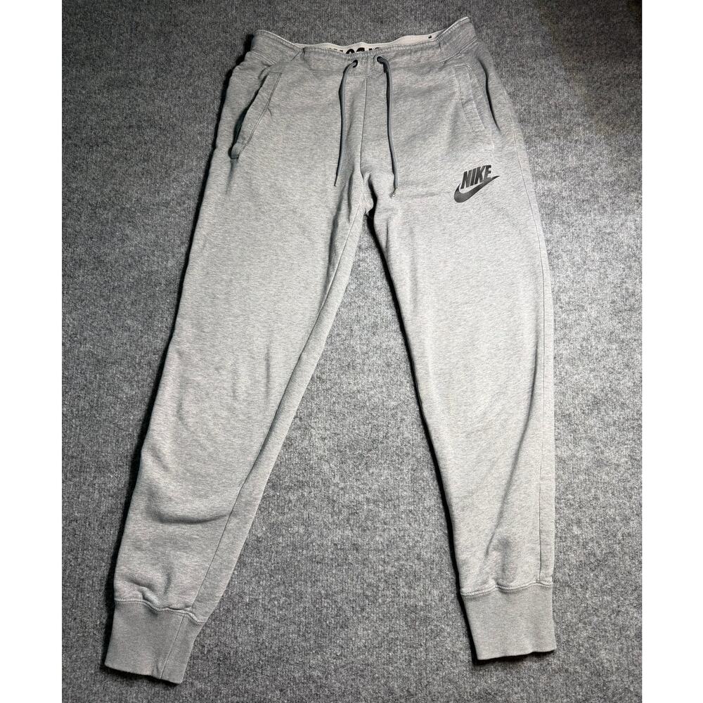 Nike Sportswear Gray Fleece Joggers Sweatpants Women’s Small